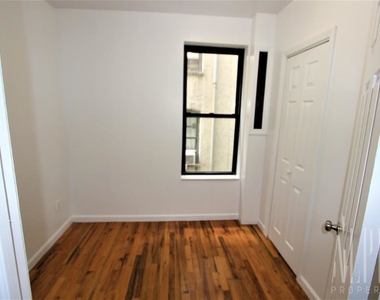 171 East 101st Street - Photo Thumbnail 3