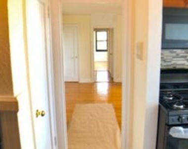 2728 Henry Hudson Parkway East  - Photo Thumbnail 2