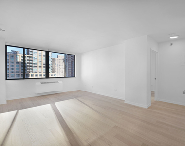 75 West End Avenue - Photo Thumbnail 0