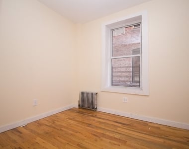 436 E 34th St - Photo Thumbnail 3