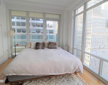 bryant park -private unit -furnished - - Photo Thumbnail 2