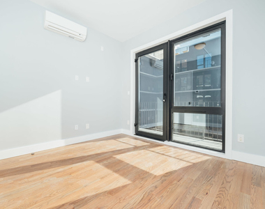 115 Stanwix St - Photo Thumbnail 1