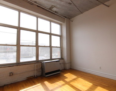 1087 Flushing Ave - Photo Thumbnail 1