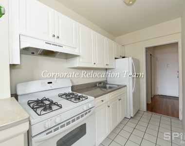 30-91 Crescent Street, Astoria Ny 11102 - Photo Thumbnail 4