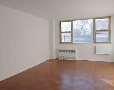 455 Ocean parkway - Photo Thumbnail 2