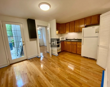 21-38 45 Avenue - Photo Thumbnail 5