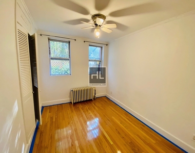 21-38 45 Avenue - Photo Thumbnail 9