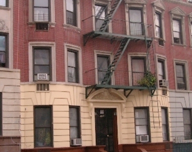 1486 Bedford Ave - Photo Thumbnail 2