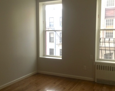 843 Kent Ave - Photo Thumbnail 11