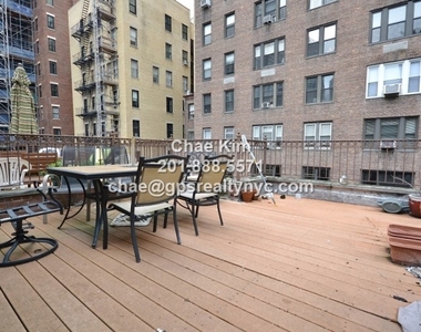 339 West 71st Street - Photo Thumbnail 1