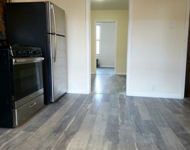 2278 Atlantic Avenue - Photo Thumbnail 2