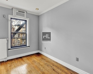 333 East 6th Street - Photo Thumbnail 5