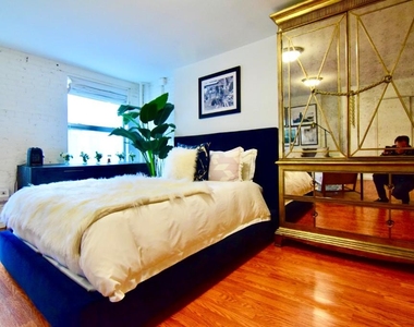 114 Stanton Street - Photo Thumbnail 1