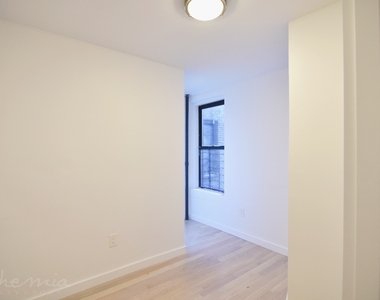 137 W. 137th St - Photo Thumbnail 2