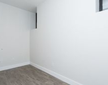 1020 Park Place BASEMENT - Photo Thumbnail 6