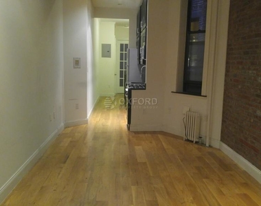 321 East 10th Street - Photo Thumbnail 8