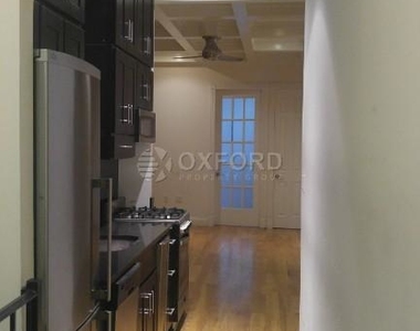 321 East 10th Street - Photo Thumbnail 10