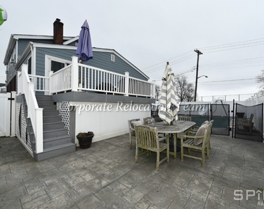 96-15 165th Avenue, Howard Beach, Ny 11414 - Photo Thumbnail 9