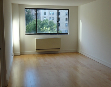 West 96 St  - Photo Thumbnail 3