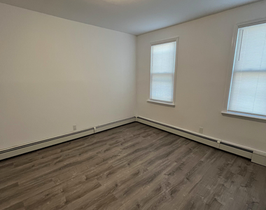 66-6 74th Street - Photo Thumbnail 1