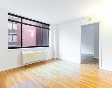 295 Park Ave South - Photo Thumbnail 1