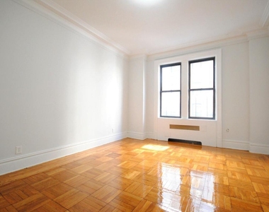 220 West 98 - Photo Thumbnail 2