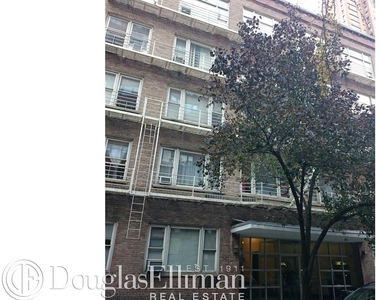 525 East 81st St - Photo Thumbnail 5