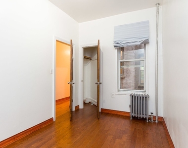 2334 Bedford Ave - Photo Thumbnail 2