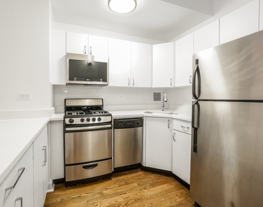 235 West 22nd Street - Photo Thumbnail 1