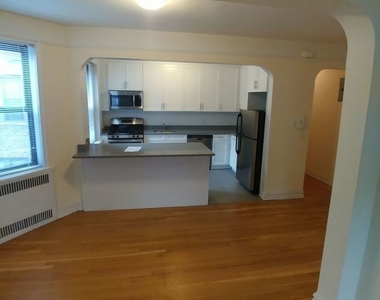 Beautiful Renovated 1BR Sunnyside Apartment - Photo Thumbnail 0