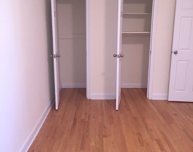 Beautiful Renovated 1BR Sunnyside Apartment - Photo Thumbnail 3