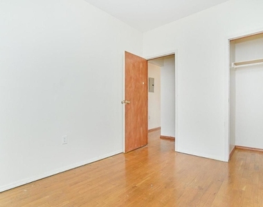 345 Eastern Parkway - Photo Thumbnail 7