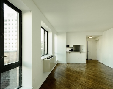 401 West 22nd Street - Photo Thumbnail 3