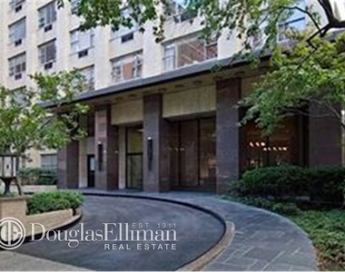 500 East 85th St - Photo Thumbnail 2