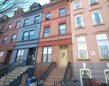 174 Lefferts Place - Photo Thumbnail 5