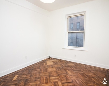 564 Flatbush Ave - Photo Thumbnail 1