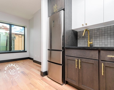 561 4th Avenue - Photo Thumbnail 7