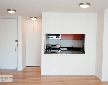 360 e 57th st - Photo Thumbnail 1