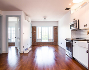 31 Brooklyn Avenue 6B - Photo Thumbnail 0