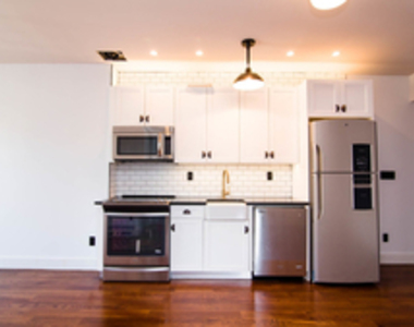 31 Brooklyn Avenue 6B - Photo Thumbnail 1