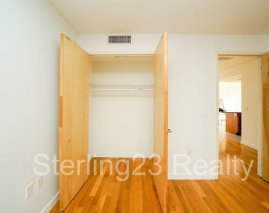 25-41 22nd Street - Photo Thumbnail 7