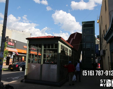 502 Franklin Avenue - Photo Thumbnail 11