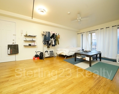 31-33 31st Street, Astoria, Ny, 11106 - Photo Thumbnail 5