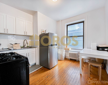 558 Broome St - Photo Thumbnail 2