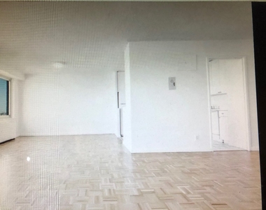 2600 Netherlands Ave Riverdale, NY - Photo Thumbnail 1