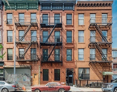 921 Gates Ave #3R Brooklyn, NY 11221 - Photo Thumbnail 0