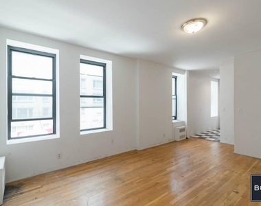 1297 Lexington Ave - Photo Thumbnail 0