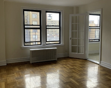 99th & West End Ave, 24/7 DM No Broker Fee! Prime UWS  - Photo Thumbnail 1