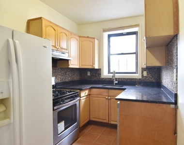 555 West 151st Street - Photo Thumbnail 2