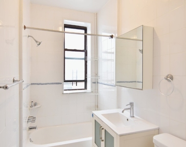 555 West 151st Street - Photo Thumbnail 6